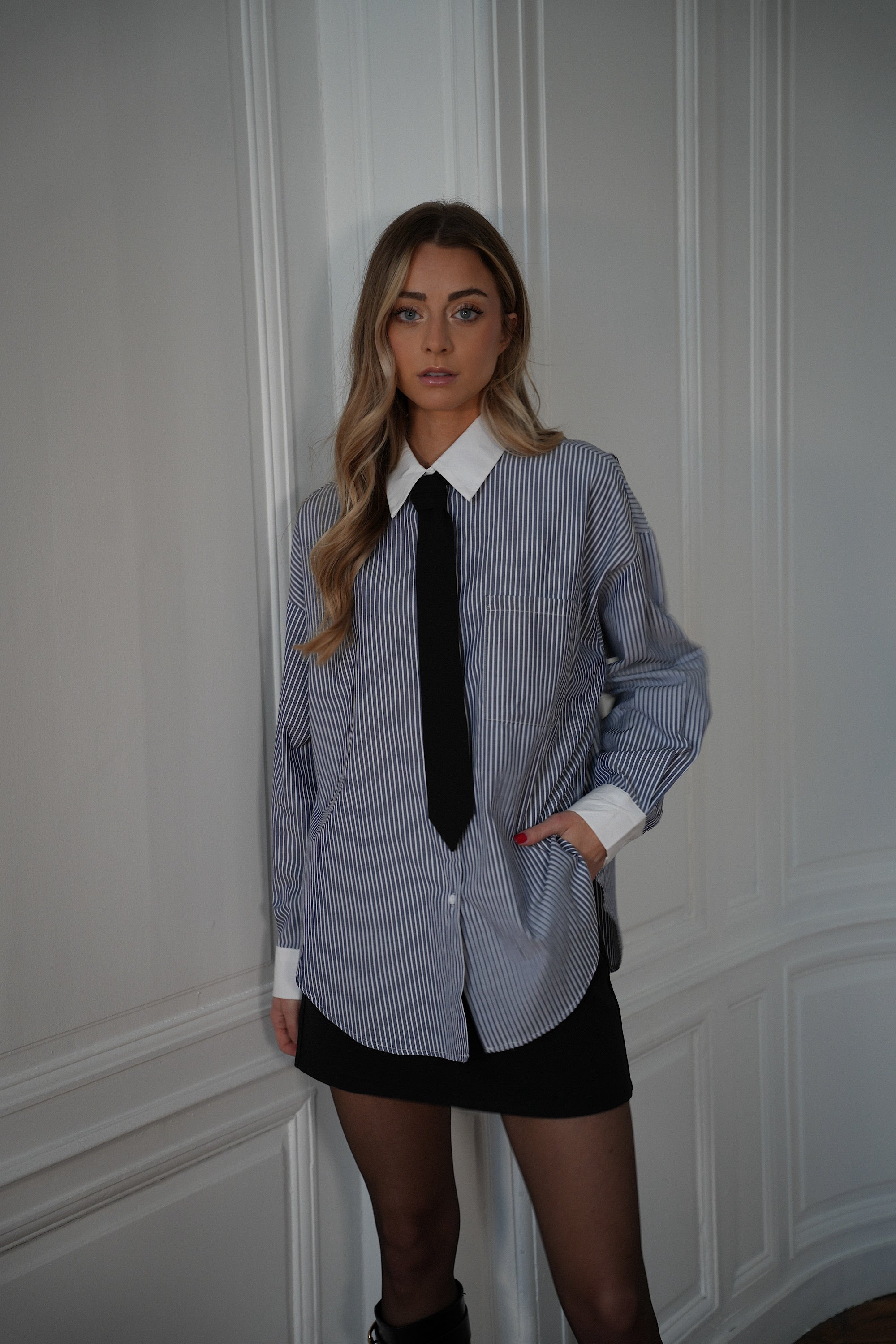 Mary bleue - Chemise cravate