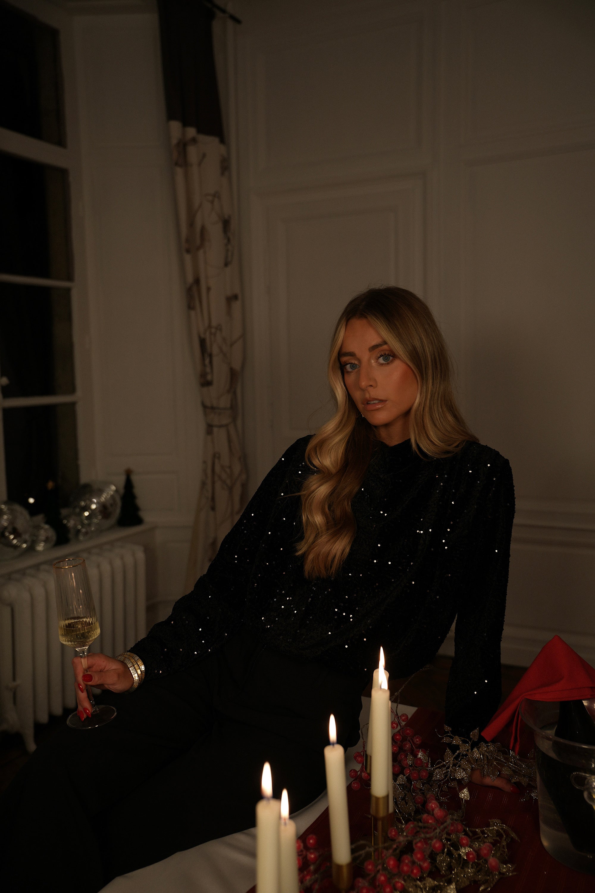 Jordane noire - Blouse à sequins