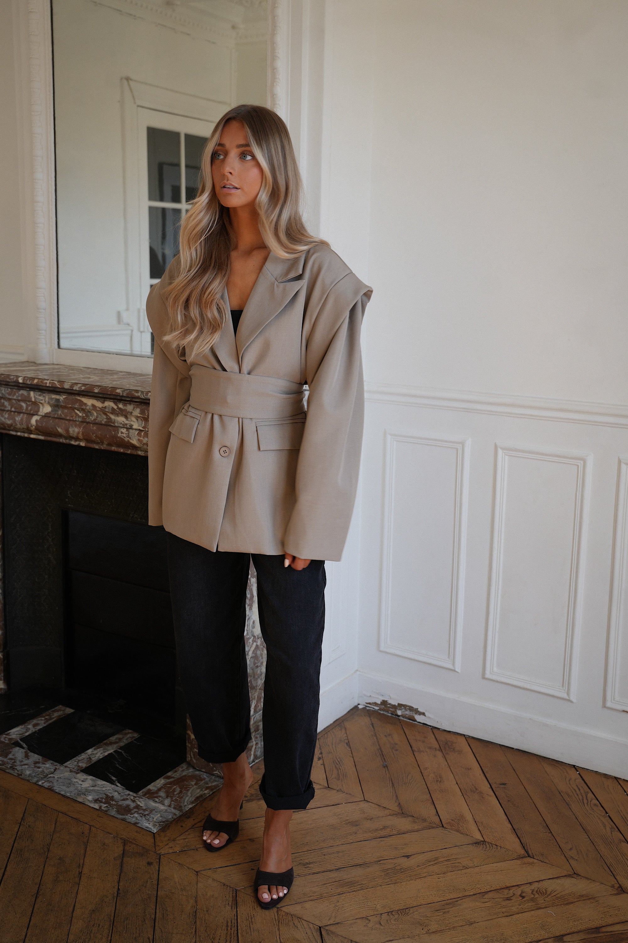 Gwen beige - Blazer ceinturé