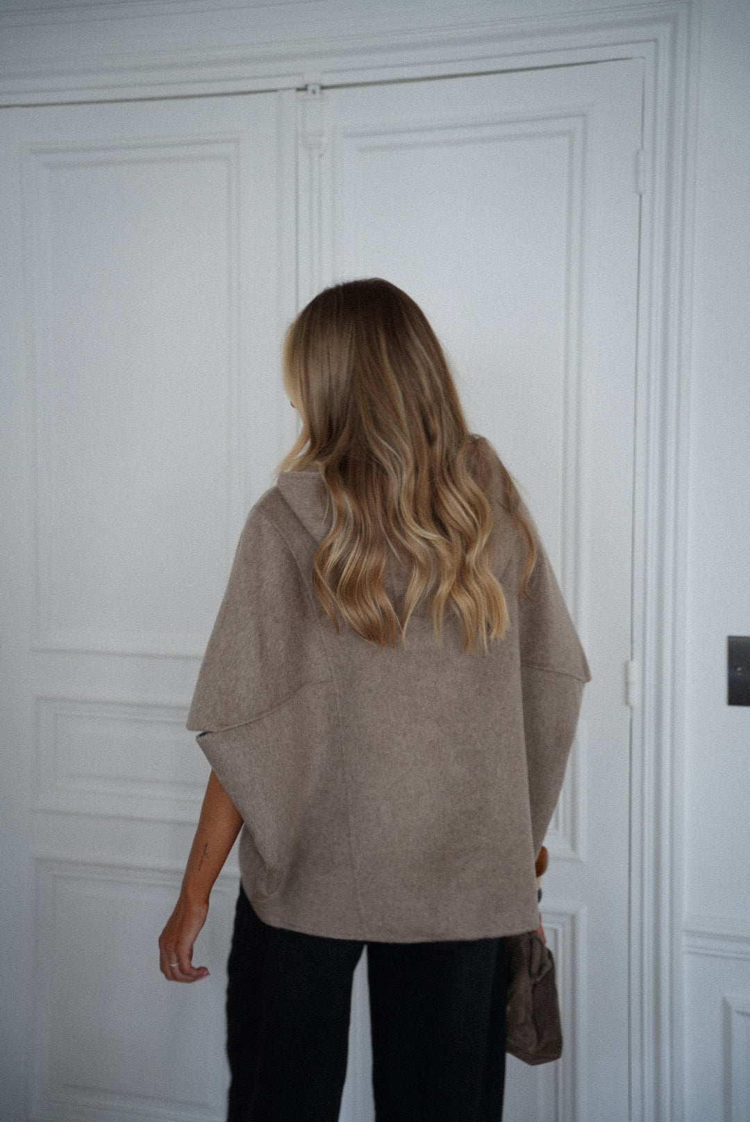 Dounia taupe - Manteau cape premium