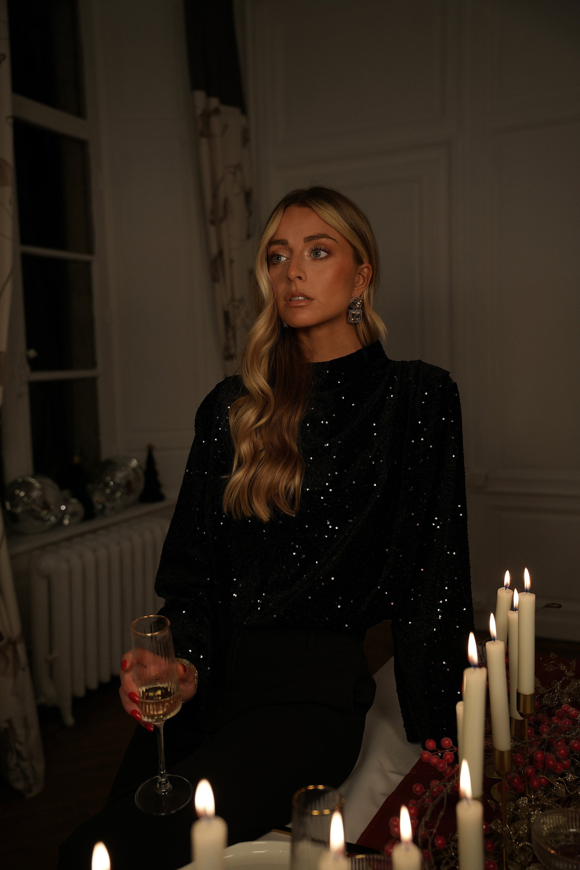 Jordane noire - Blouse à sequins