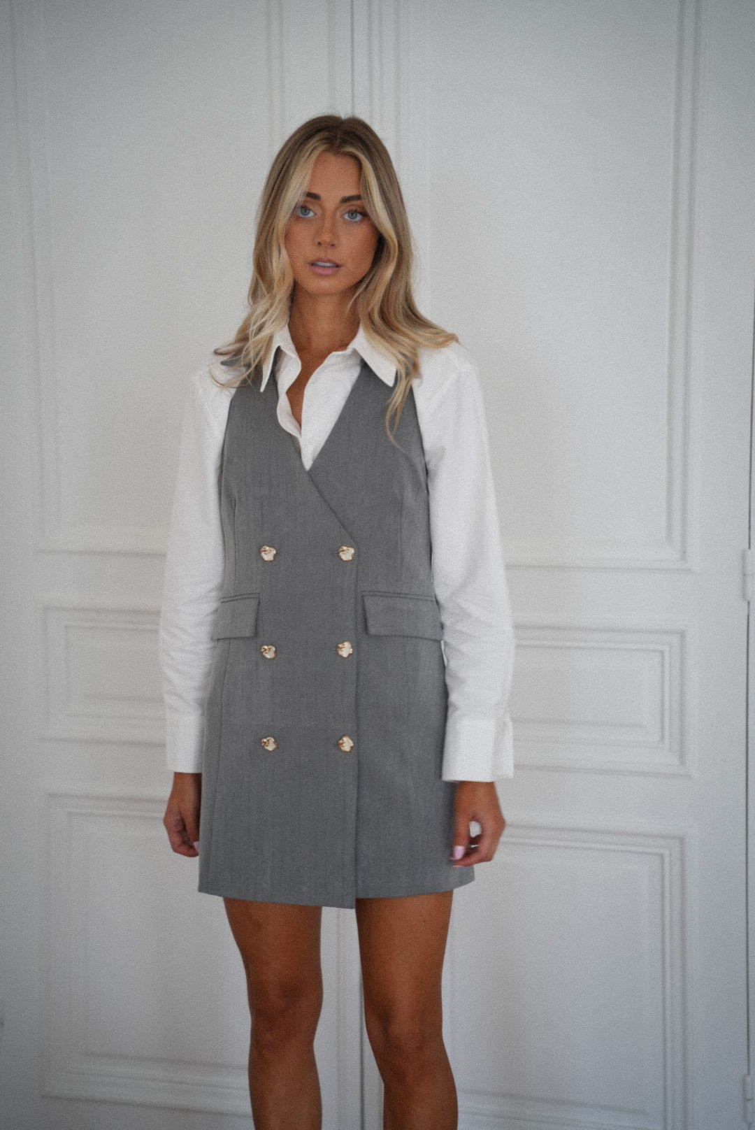 Vera grise - Robe boutonnée