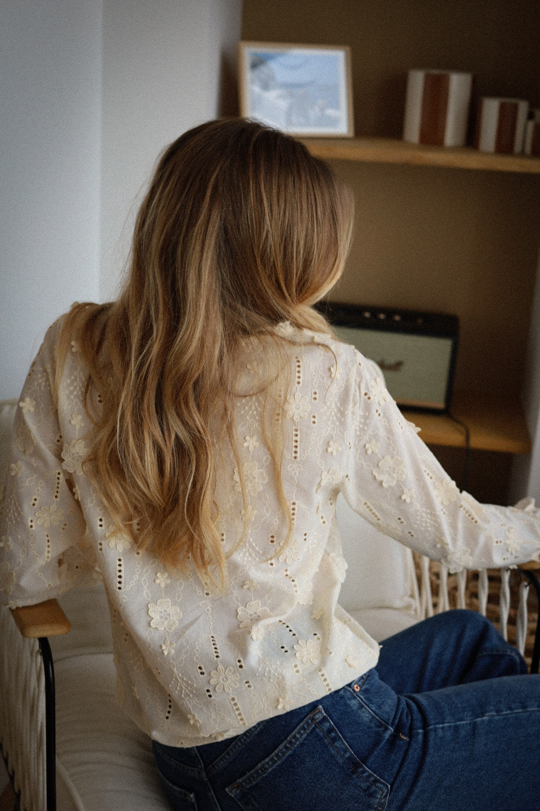 Karla beige - Blouse brodée