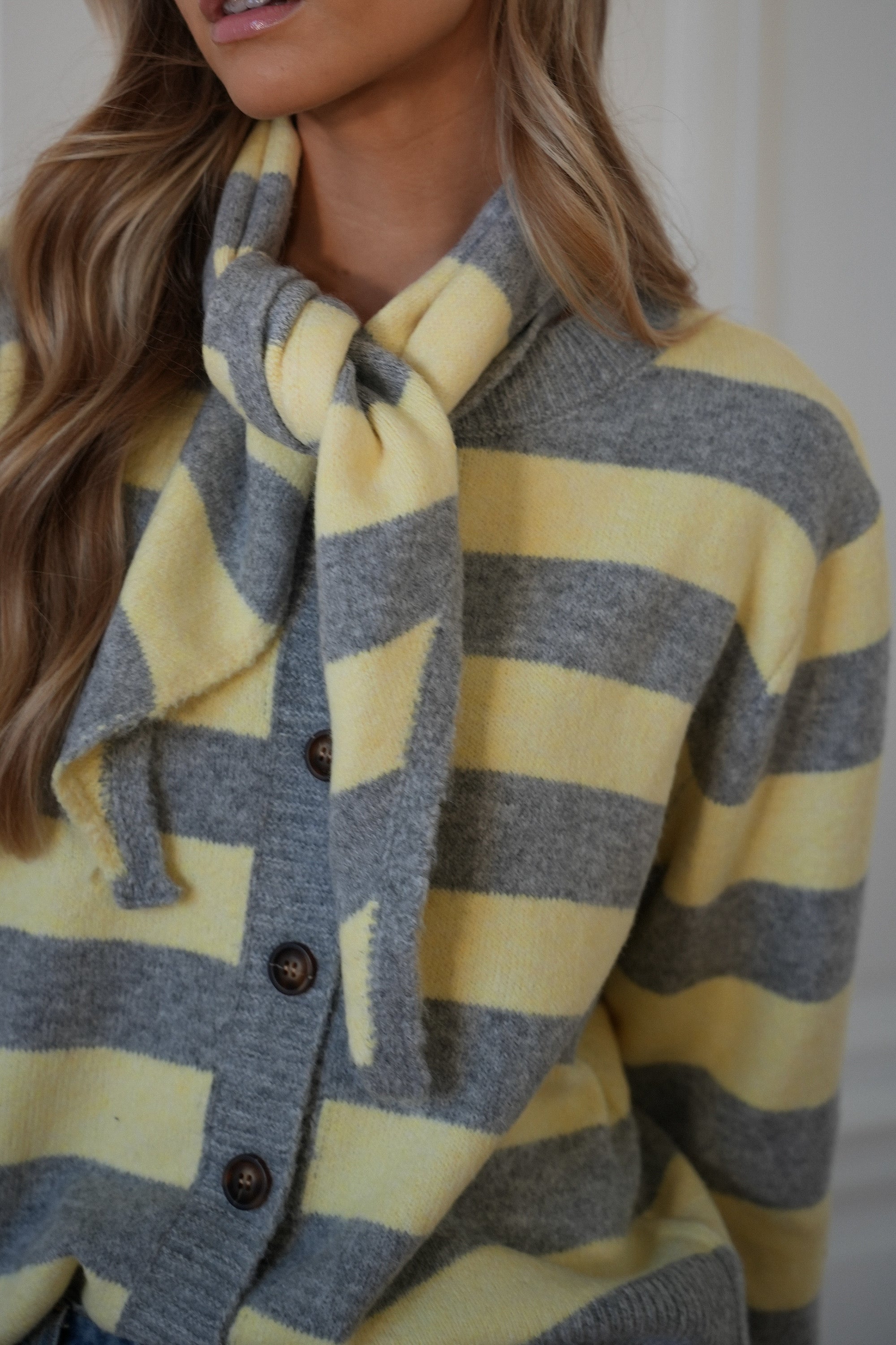 Lilia gris/jaune - Gilet rayé