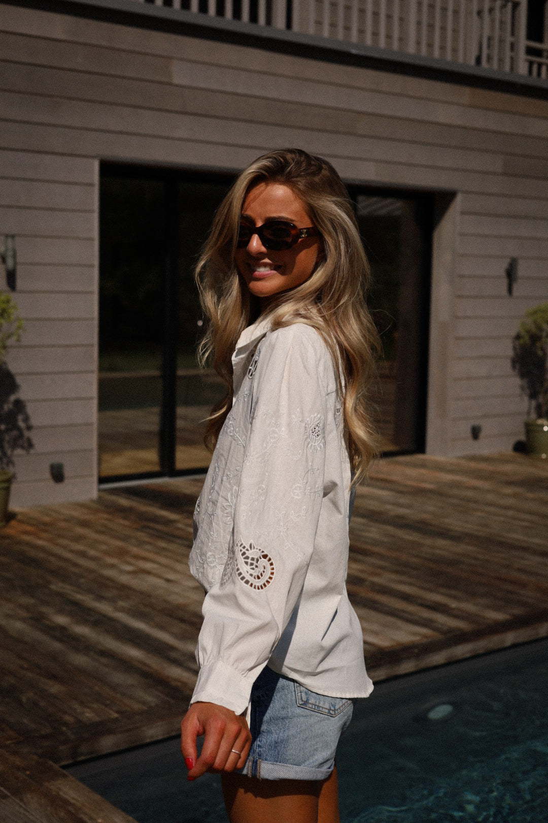 Mulan blanche - Chemise brodée