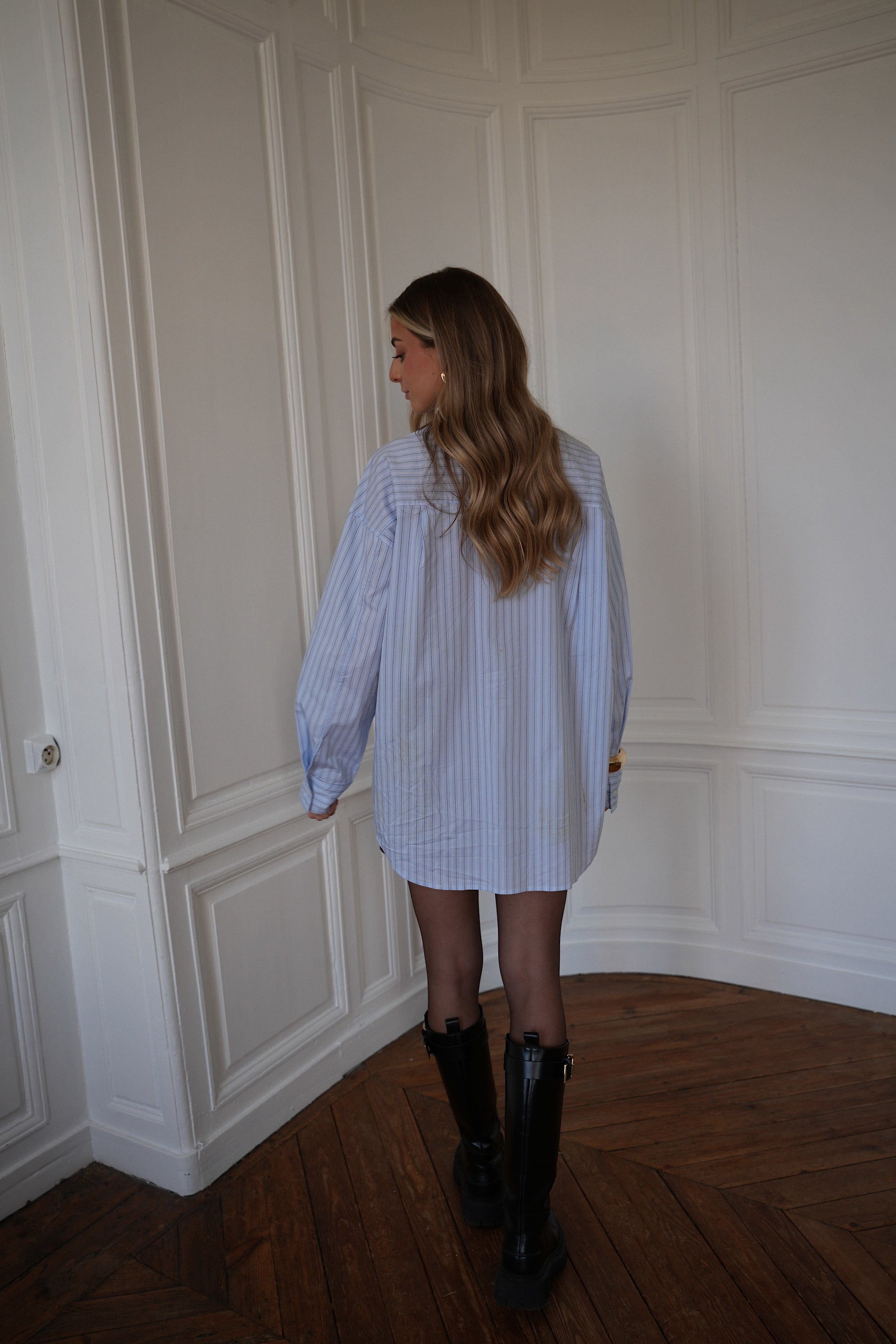 Yasmine bleue - Chemise cravate