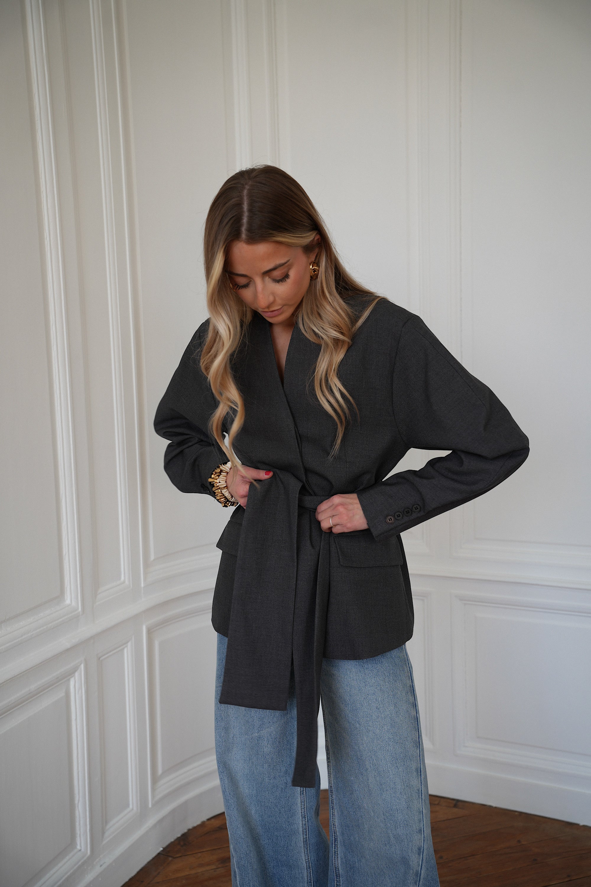 Lizea grise - Veste ceinturée