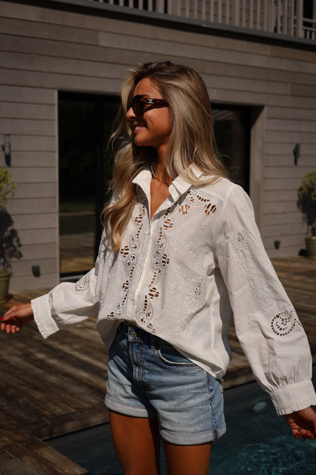 Mulan blanche - Chemise brodée