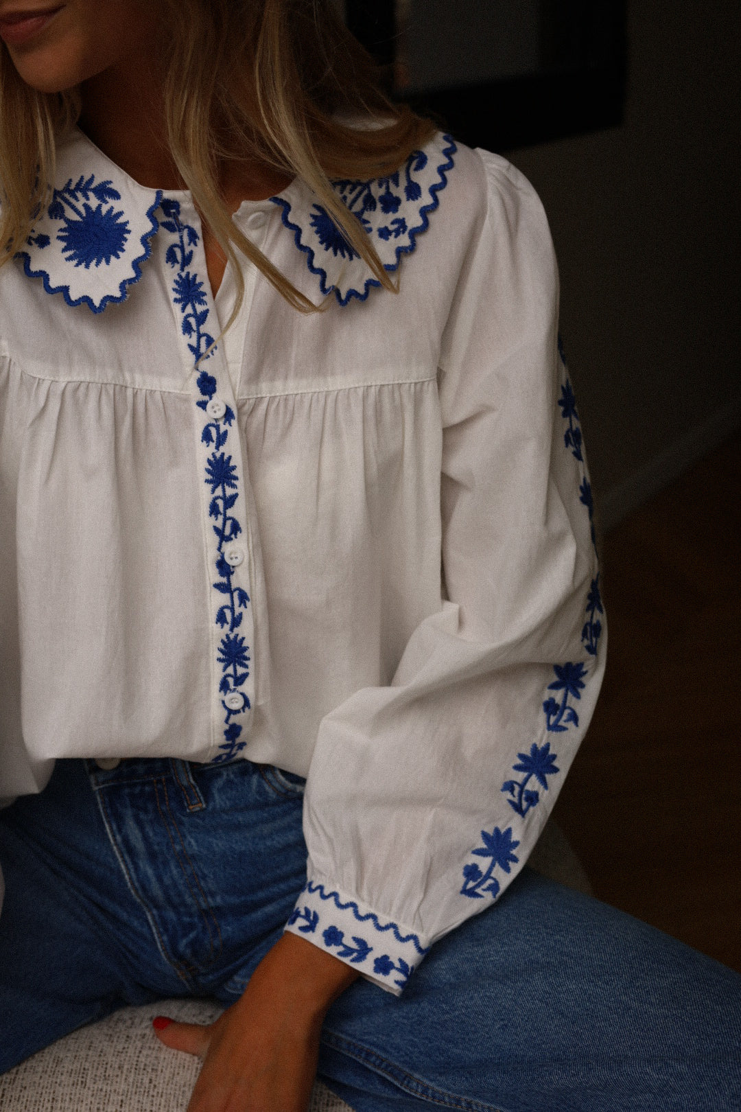 Fidji blanche - Blouse brodée