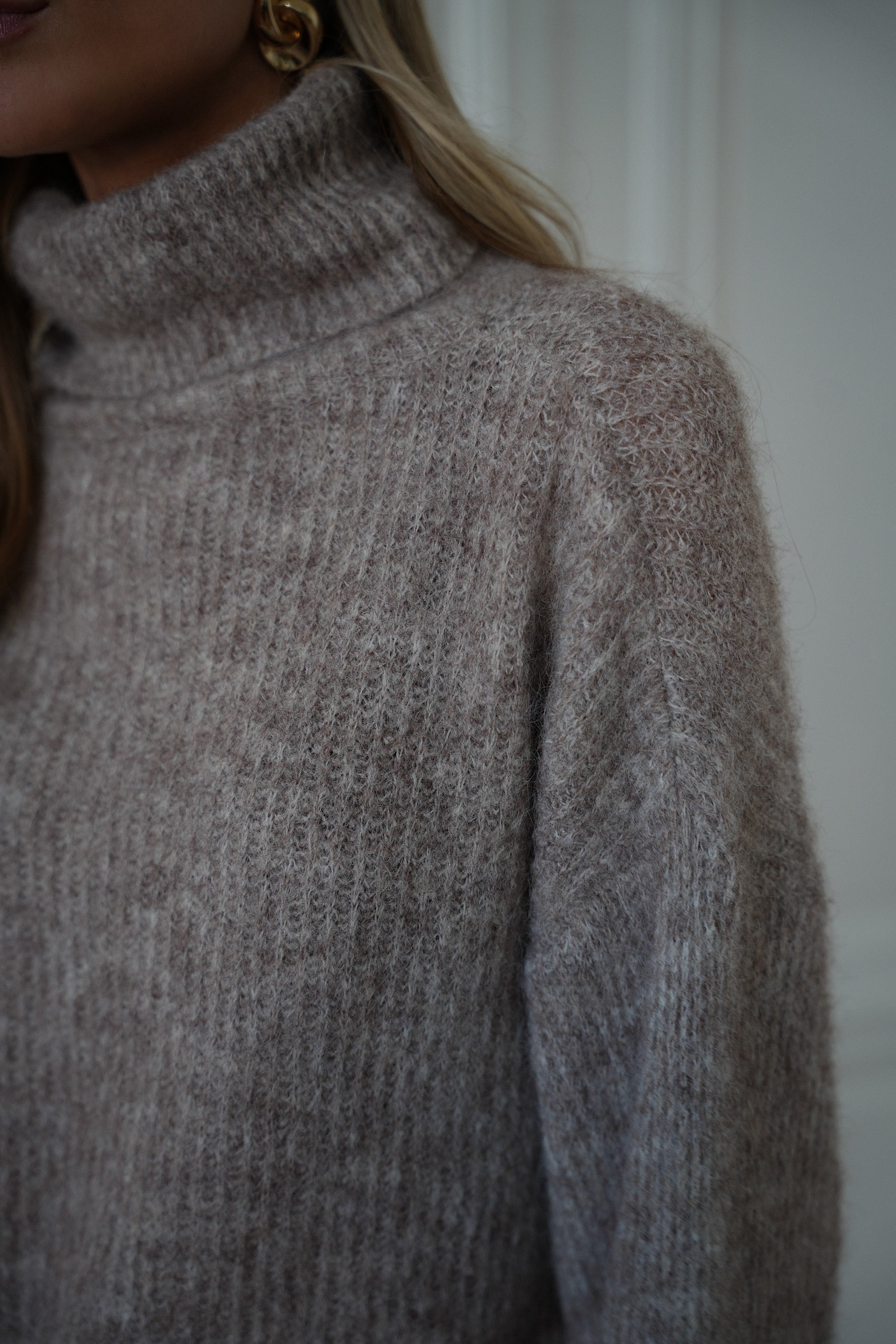 Sora taupe - Pull col roulé