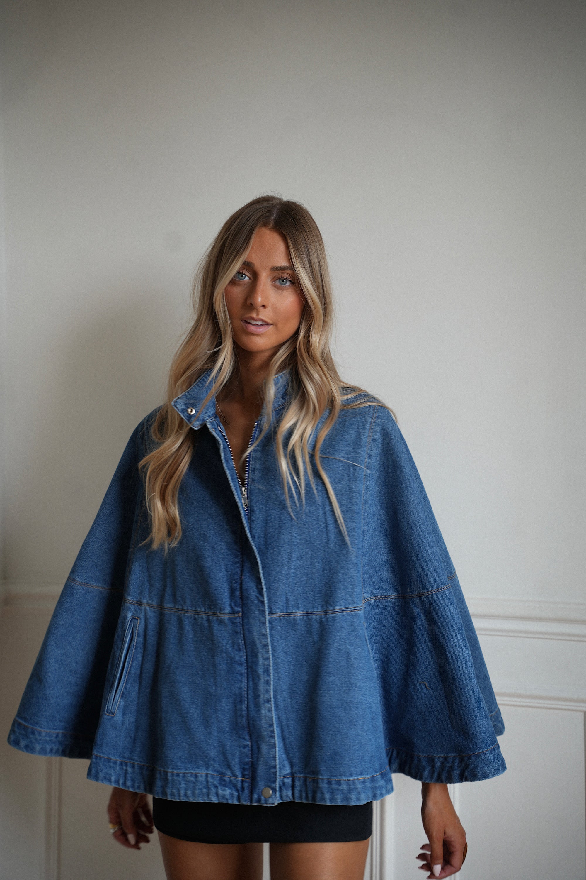 Tina bleue - Cape en jean