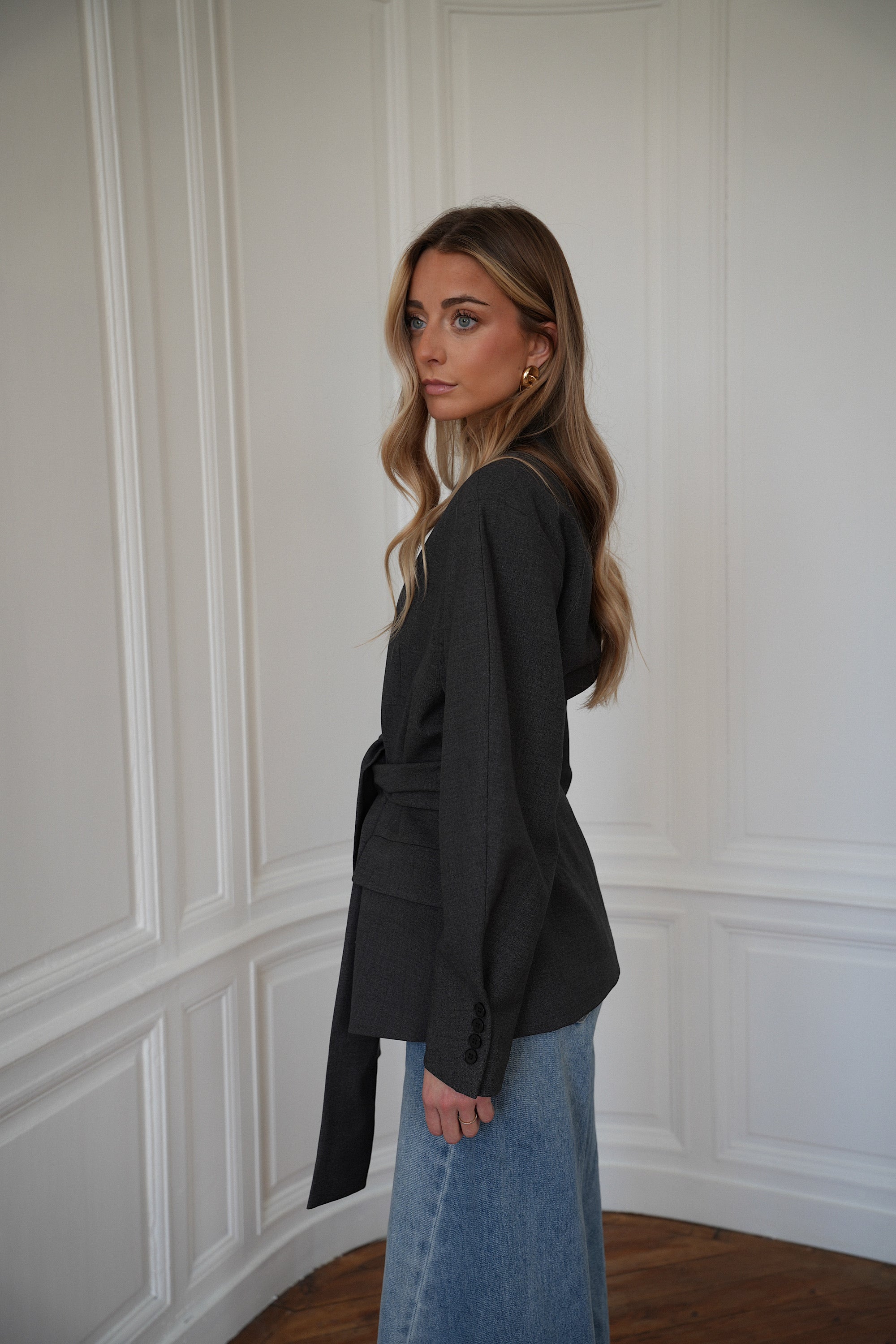 Lizea grise - Veste ceinturée