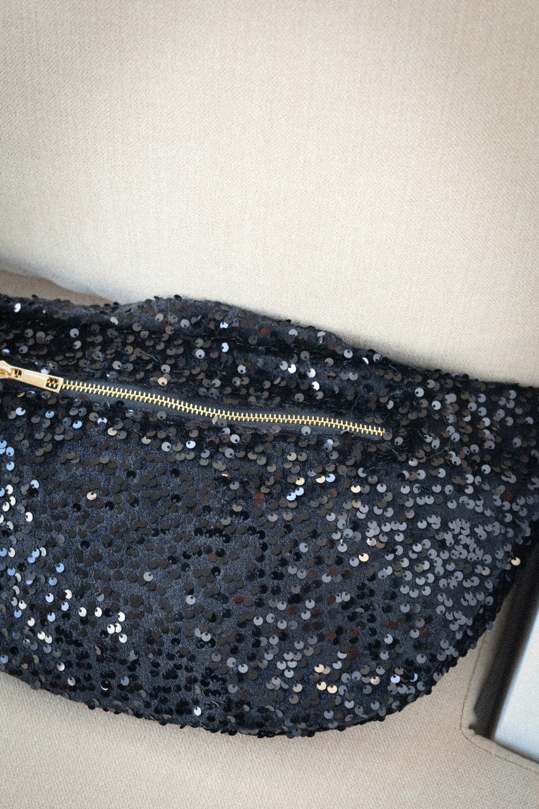 Raquel noir - Sac banane sequins XL