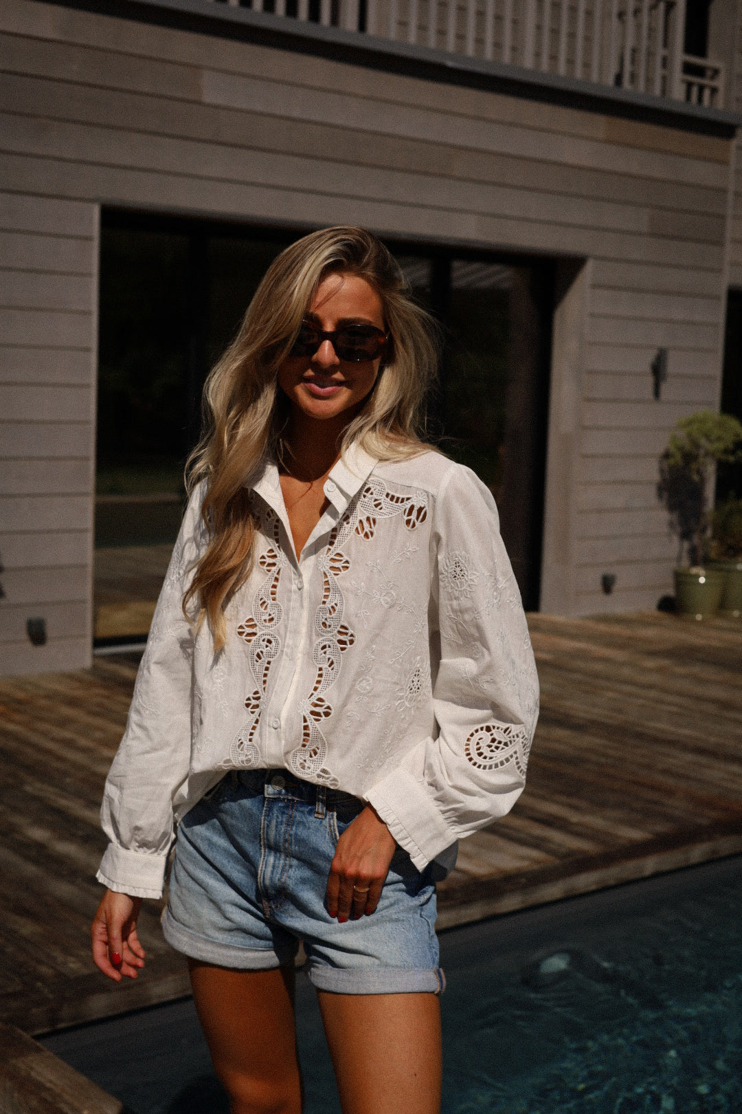 Mulan blanche - Chemise brodée