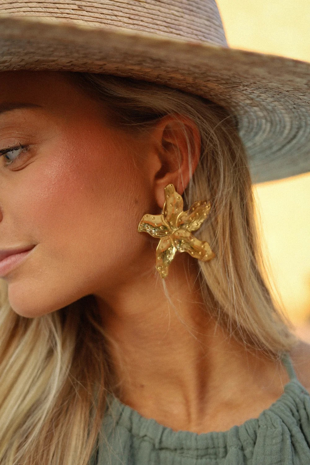 Kalina dorées - Boucles d’oreilles acier