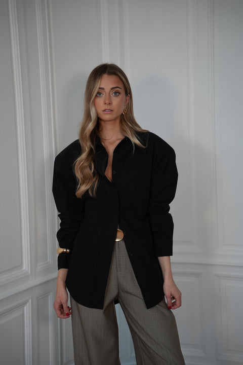 Elza noire - Chemise à épaulettes