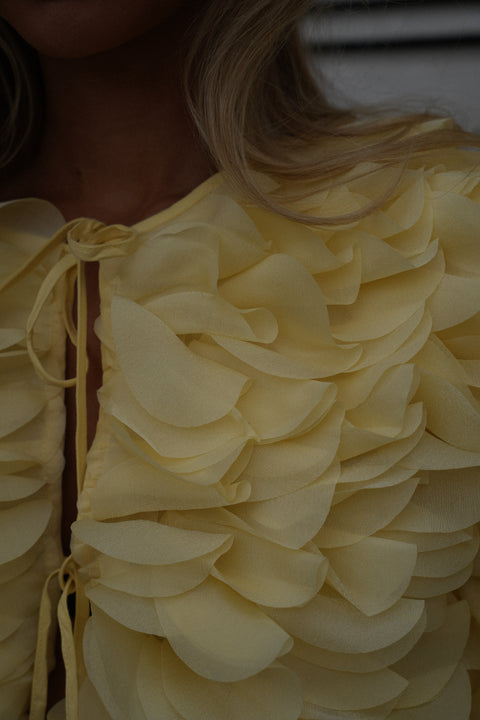 Aude jaune - Blouse volantée