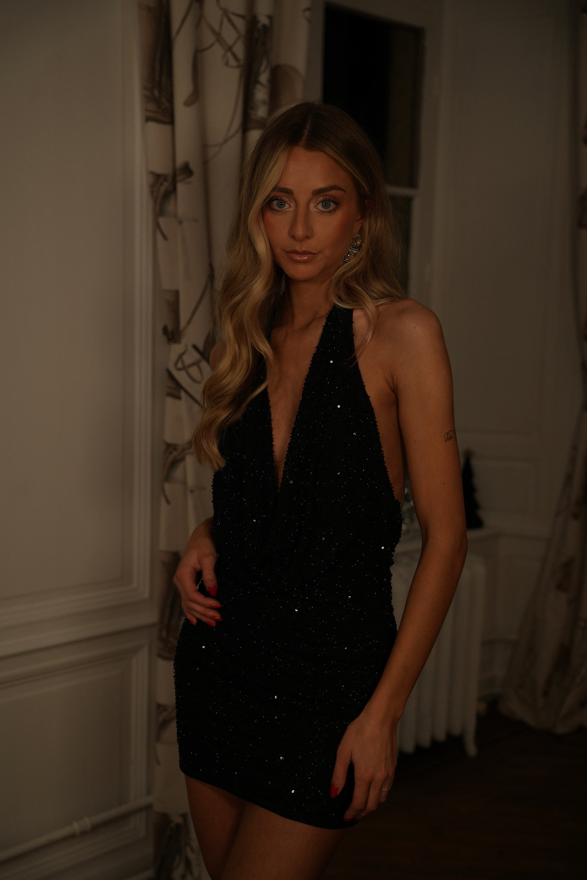 Léona noire - Robe à sequins