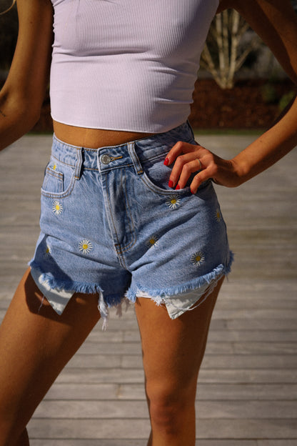 Marguerite bleu - Short jean brodé