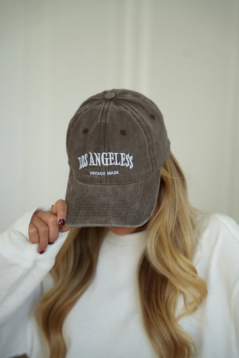Angele taupe - Casquette brodée