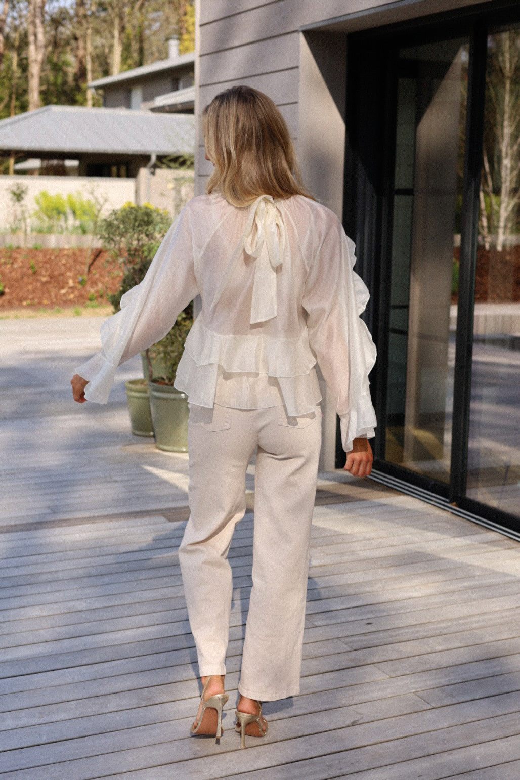 Donna crème - Blouse volantée