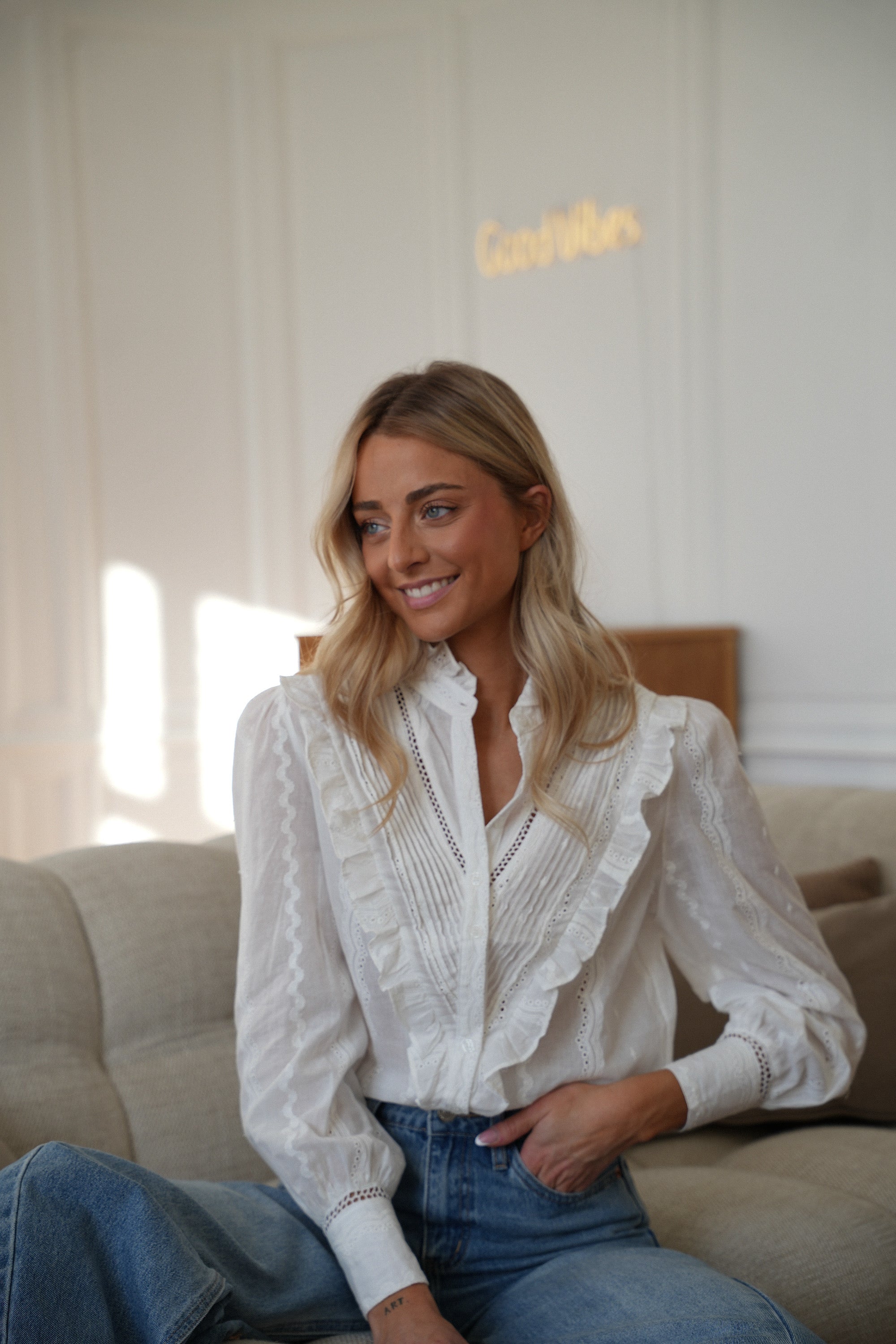 Orlane blanche - Chemise brodée