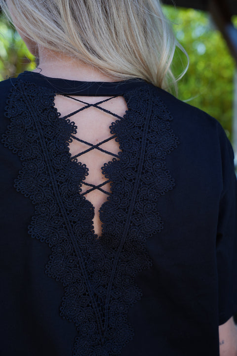 Lika noir - T-shirt brodé