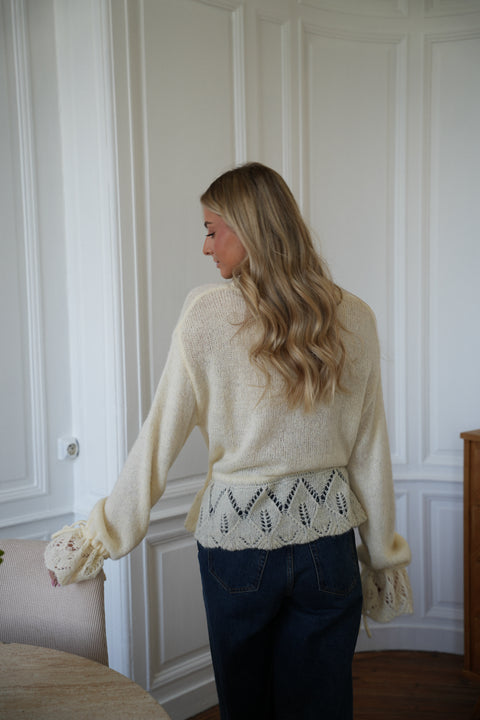 Orelia beige - Gilet brodé