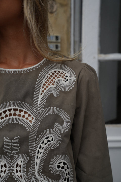 Annie kaki - Blouse brodée