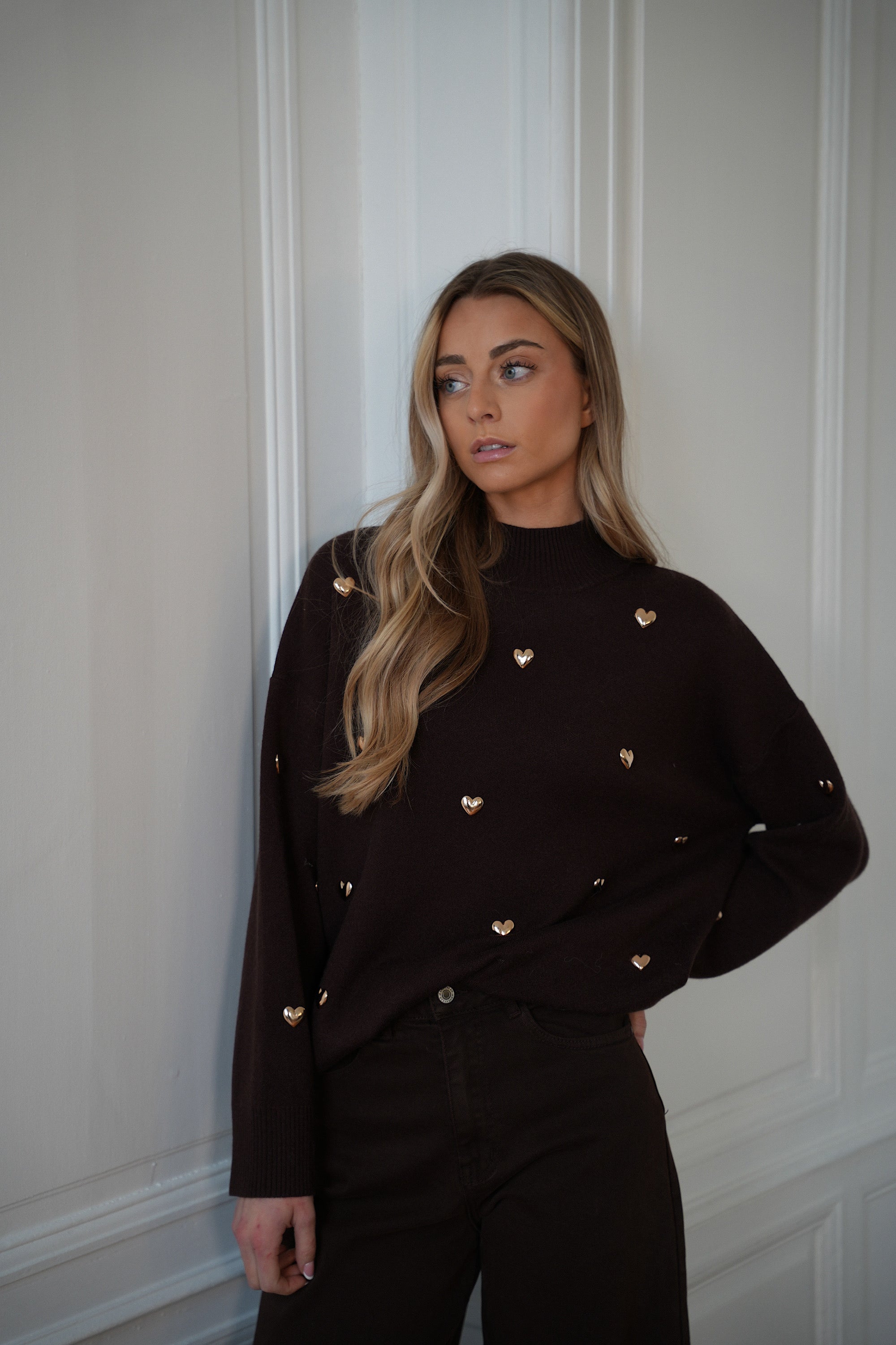 Ewen chocolat - Pull clouté