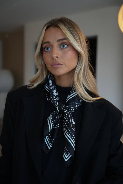 Emilia noir - Foulard satiné