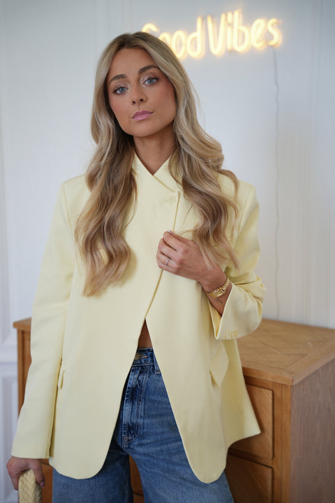 Manon jaune - Blazer asymétrique