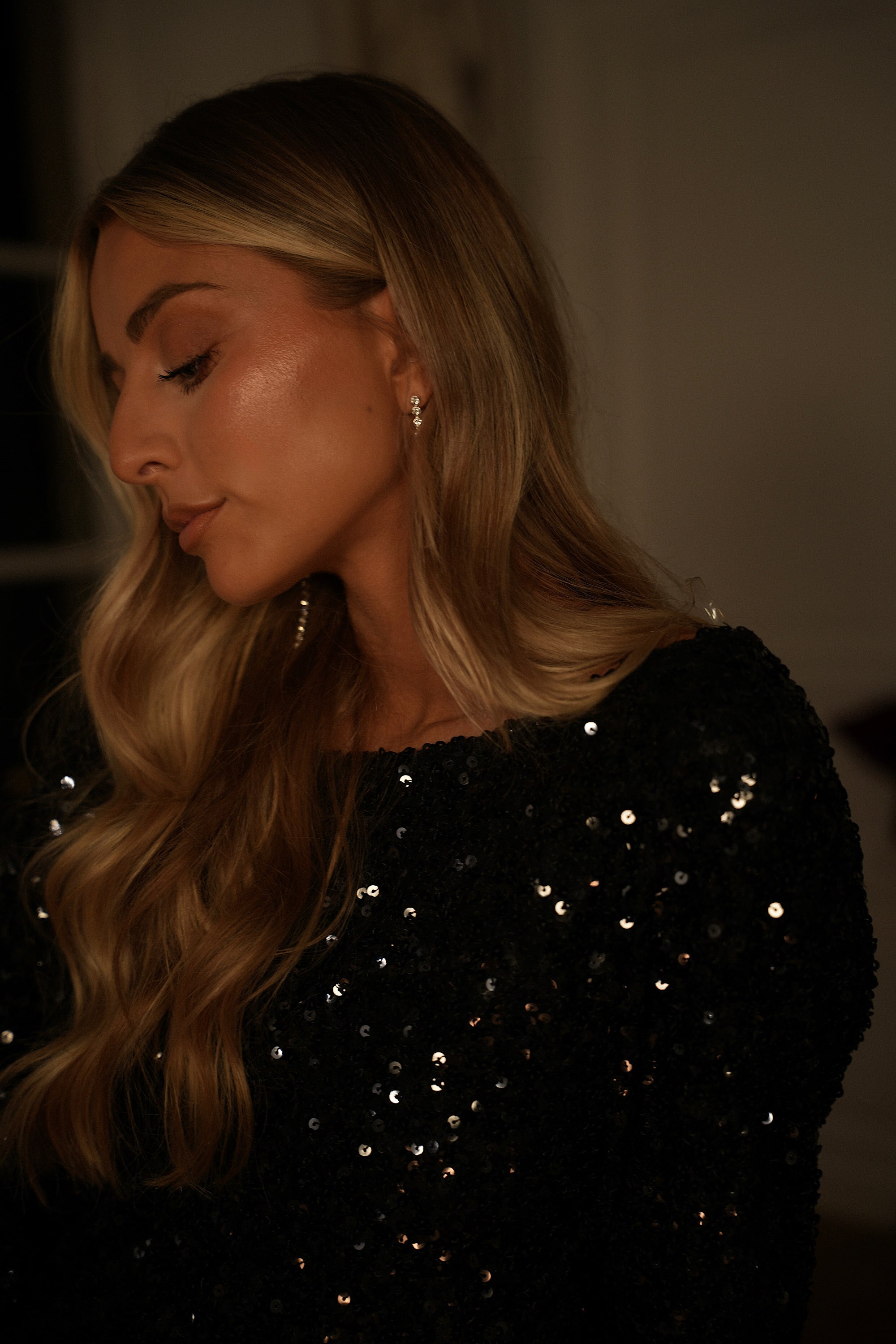 Ciara noire - Robe à sequins