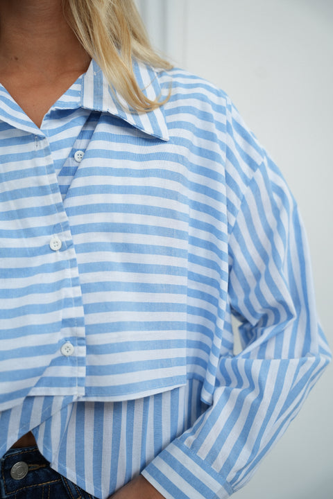Kalli bleue - Blouse asymétrique