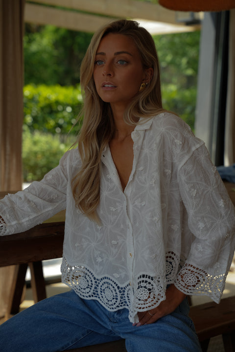 Shelby blanche - Blouse brodée