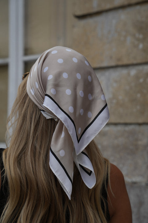 Esmée beige - Foulard à pois