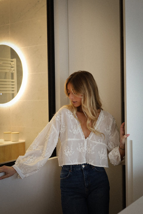 Nawell blanche - Blouse brodée
