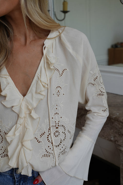 Adèle crème - Blouse brodée