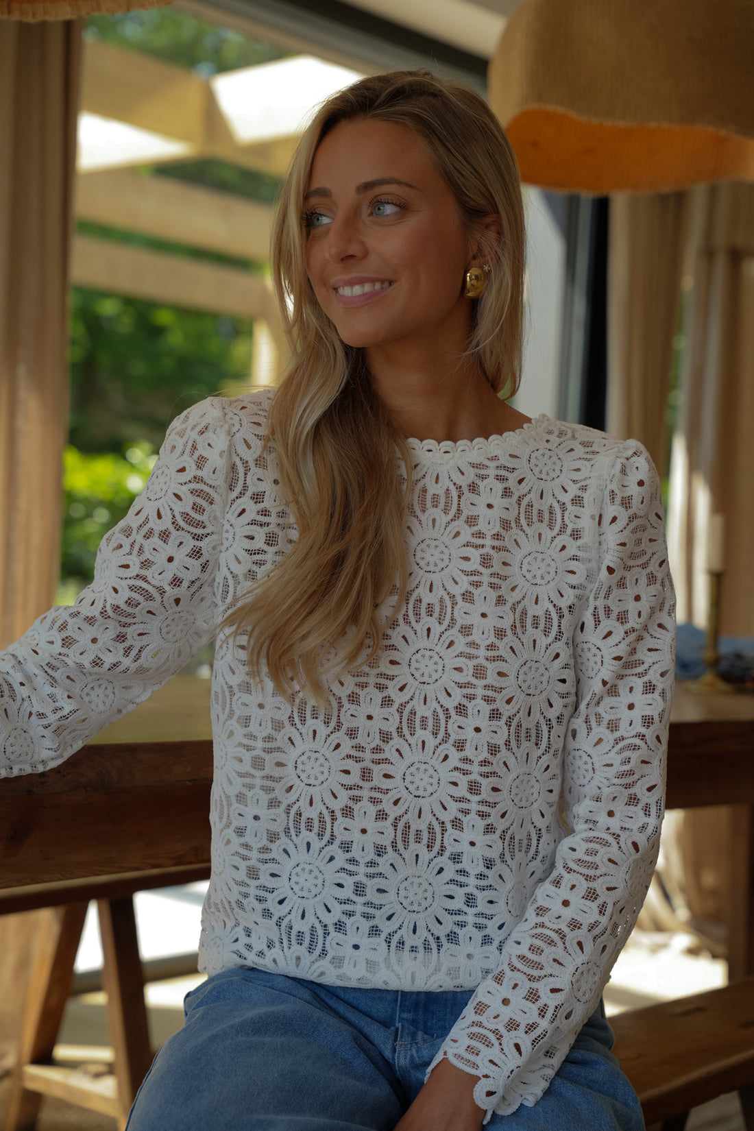 Dolmen blanche - Blouse brodée