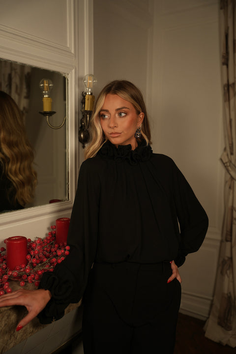 Cindy noire - Blouse à volants