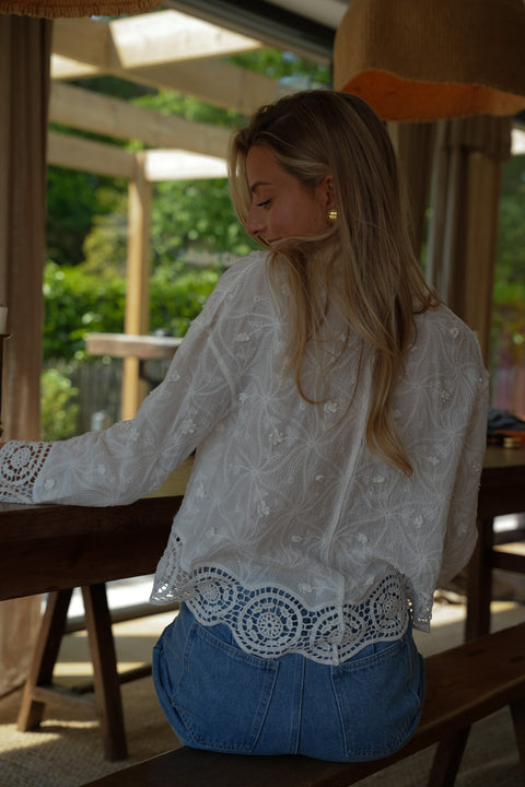 Shelby blanche - Blouse brodée