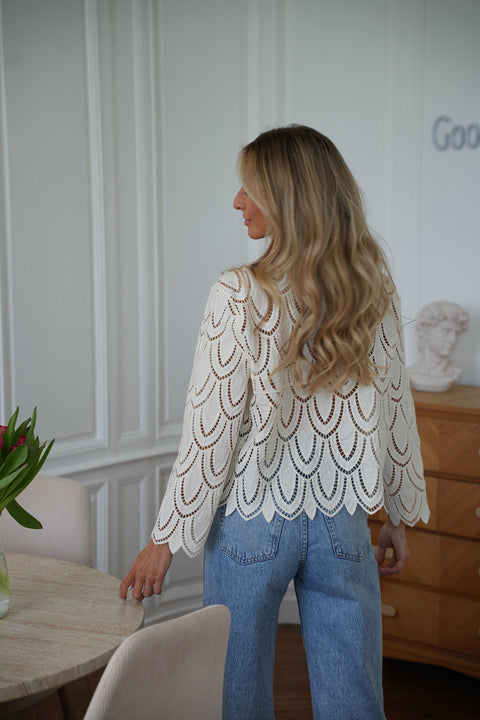 Rozane creme - Blouse brodée