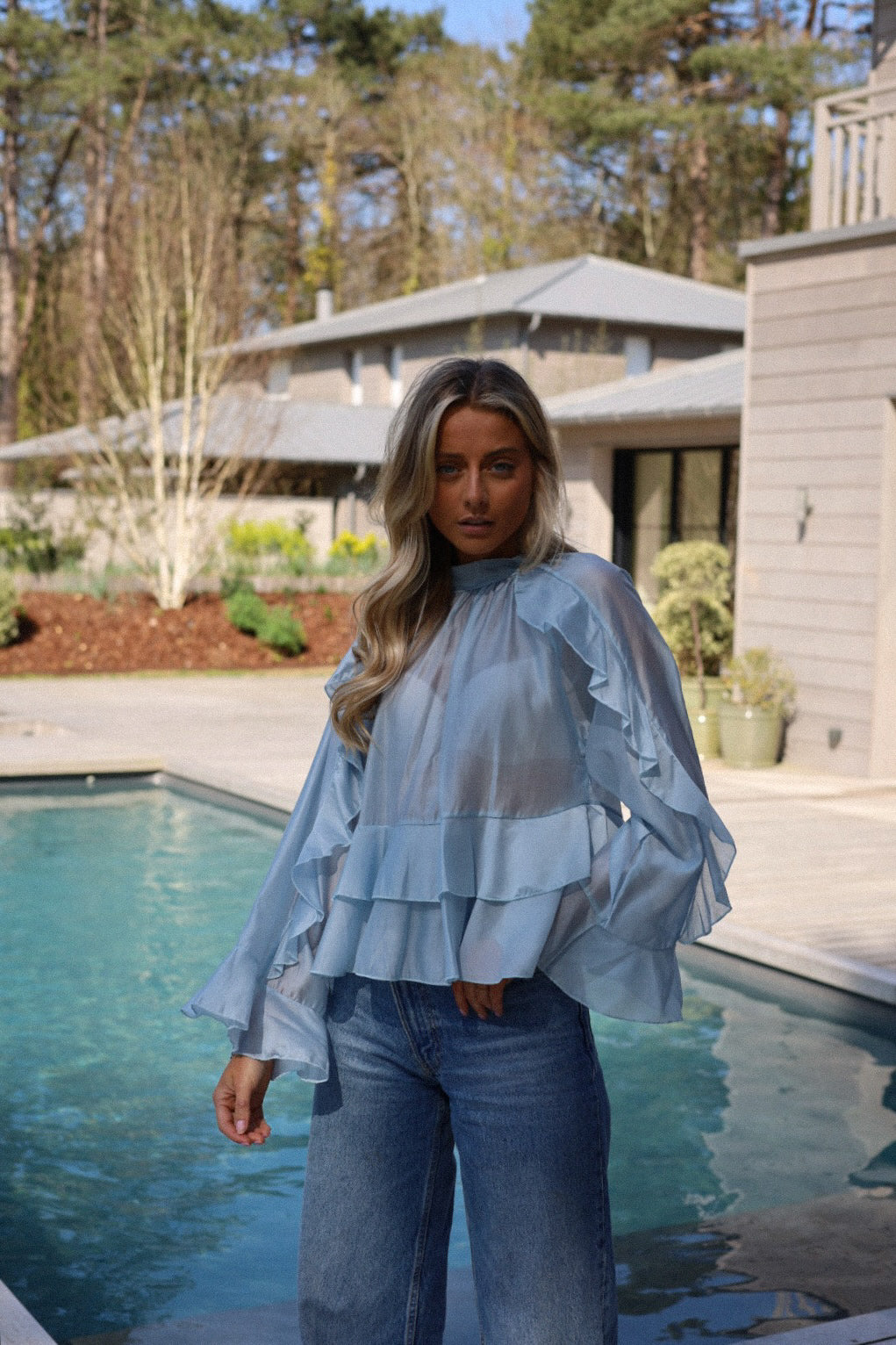Donna bleue - Blouse volantée