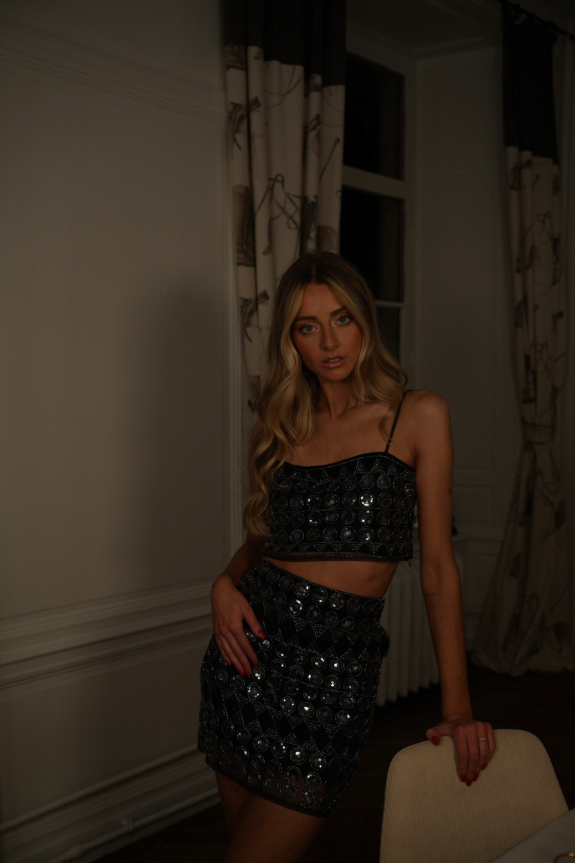 Maya noire - Jupe à sequins