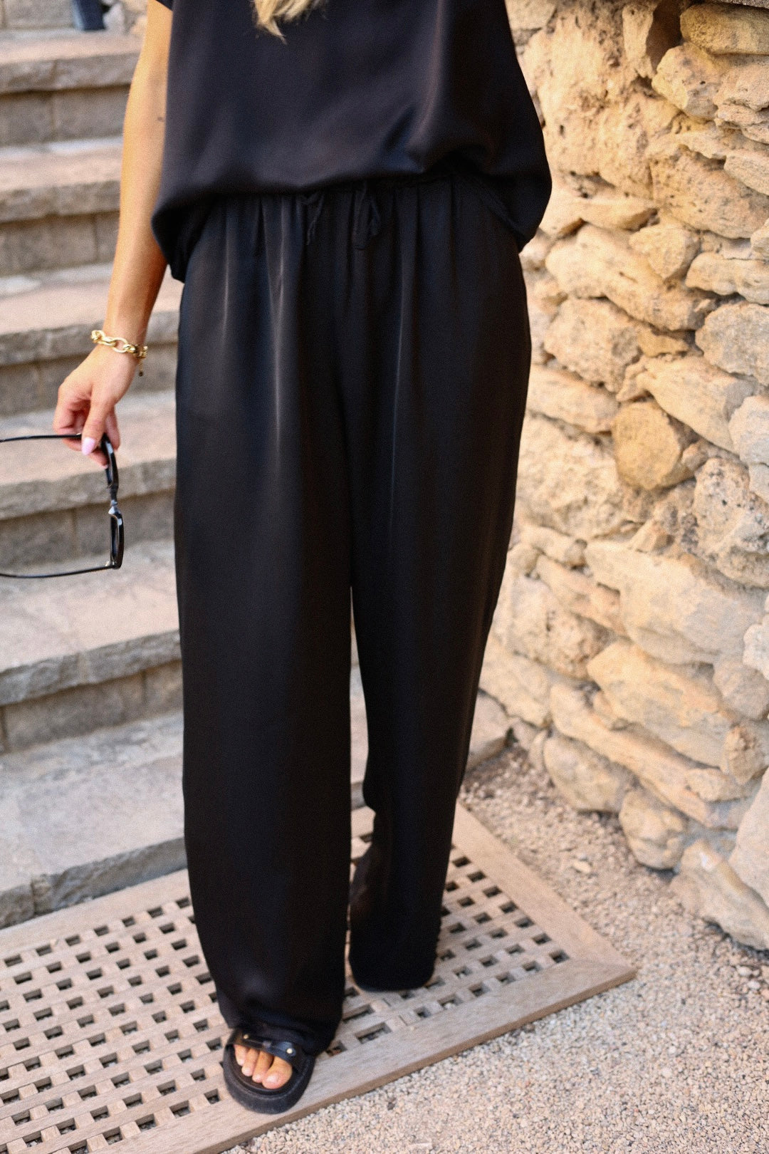 Julya noir - Pantalon satiné