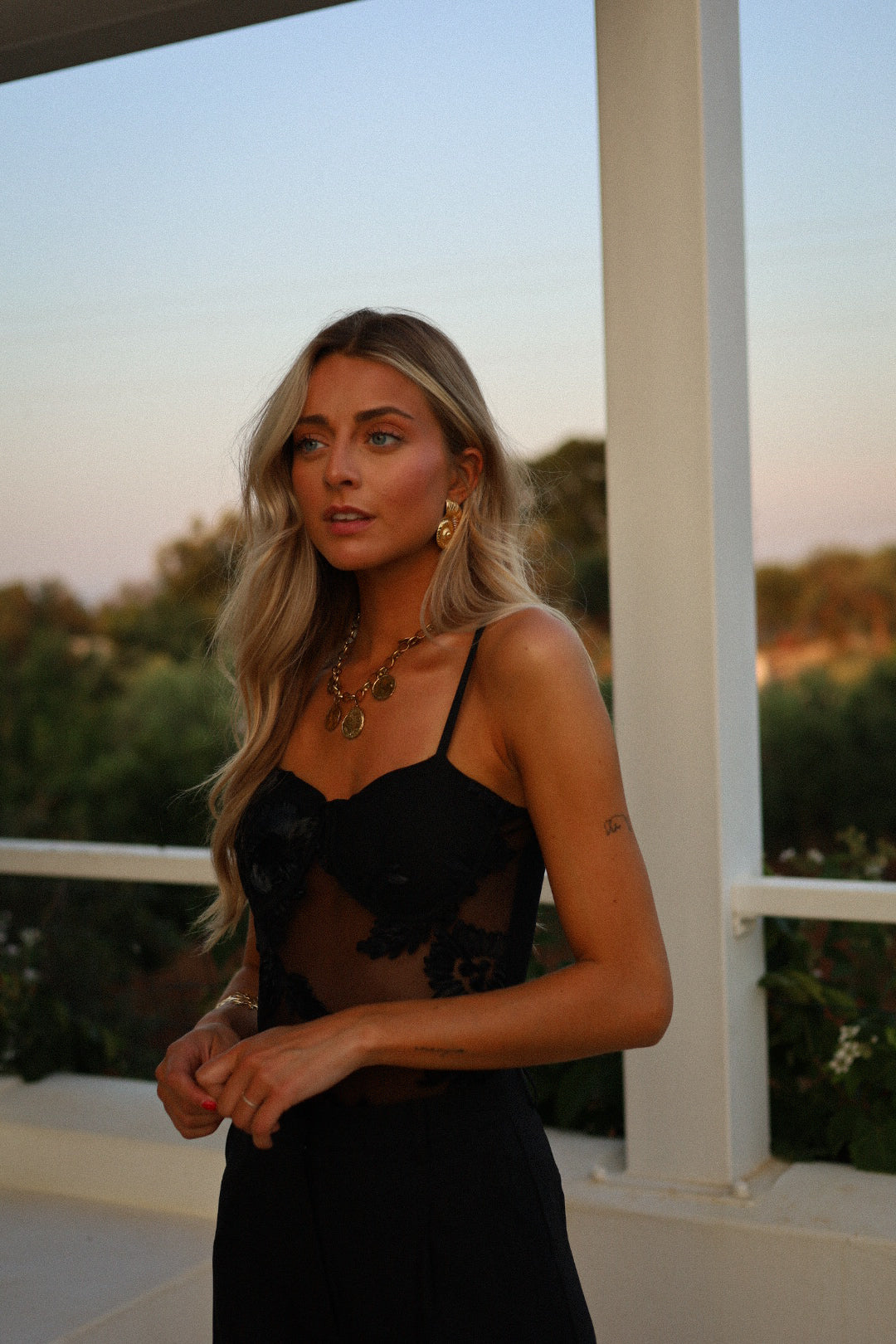 Céleste noir - Body brodé