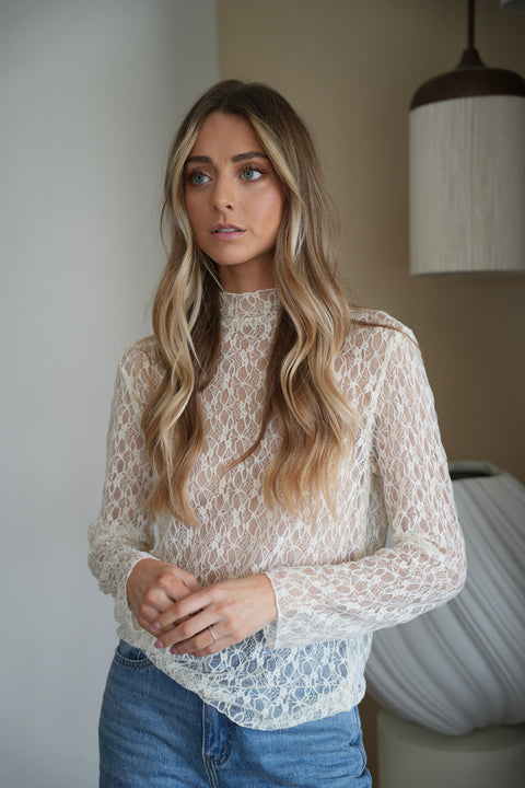 Poleen crème - Blouse dentelle