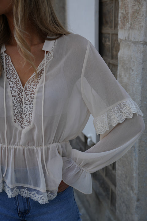 Sandy crème - Blouse brodée