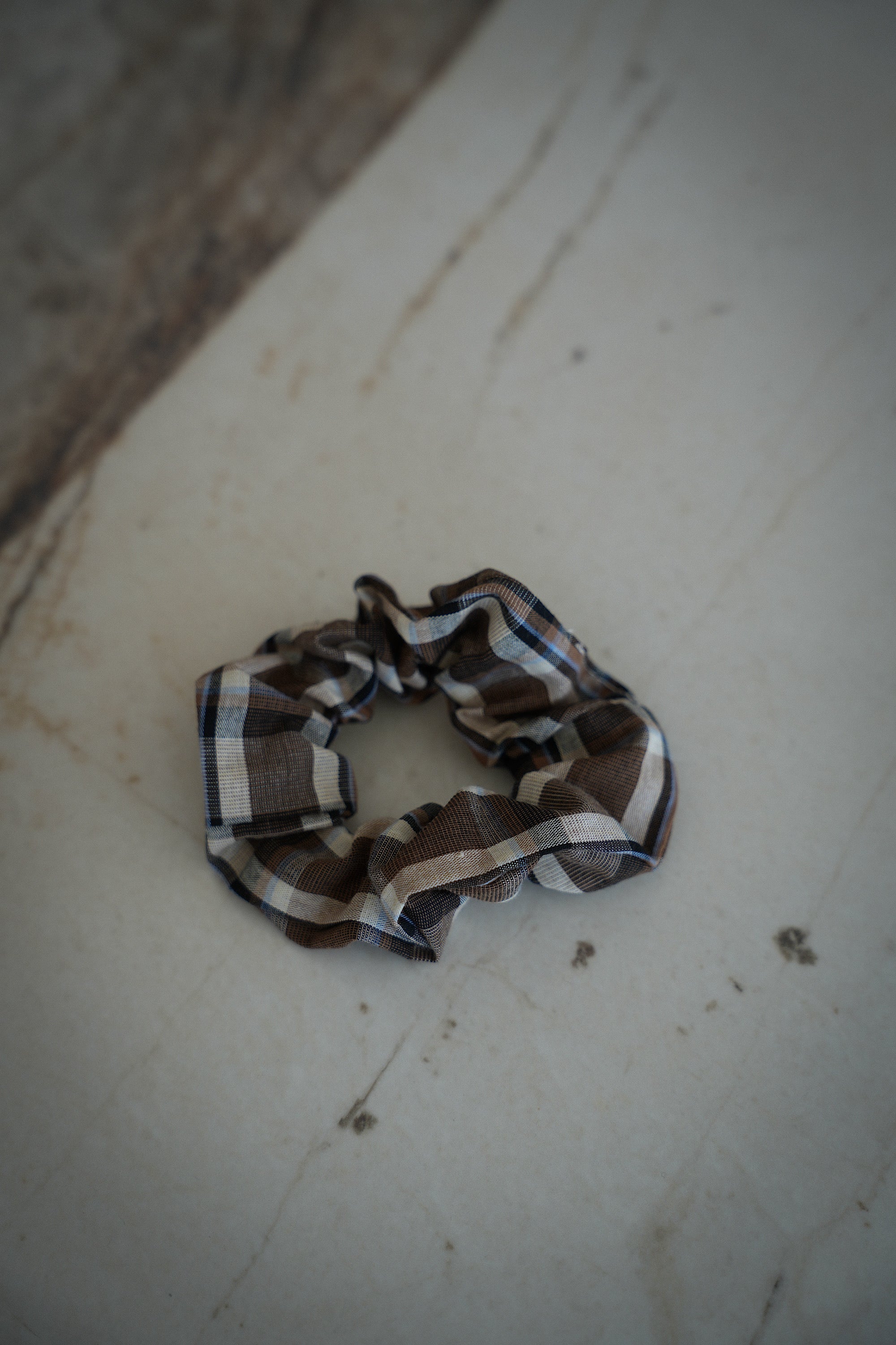 Alise beige - Chouchou à carreaux