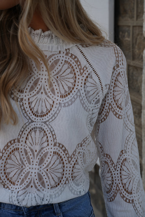 Ofelie blanche - Blouse brodée